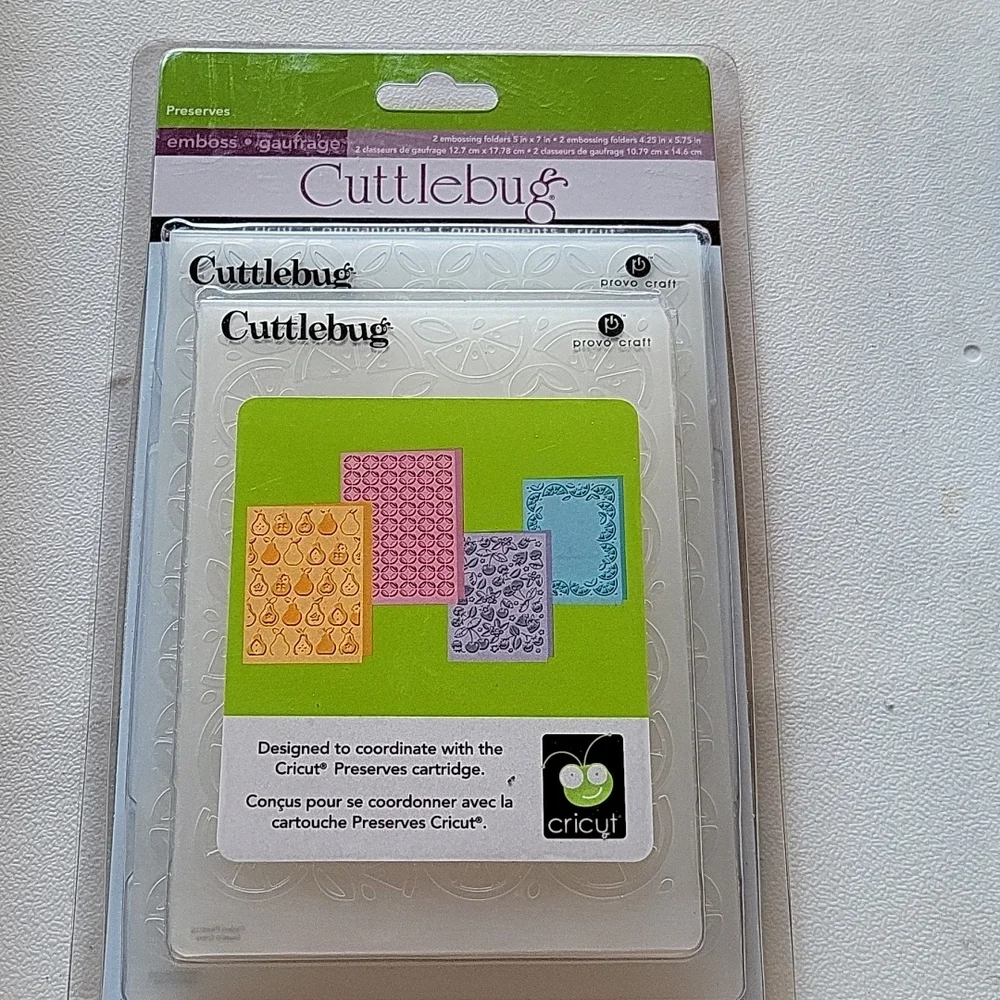 Cuttlebug 4 Embossing Folder 5